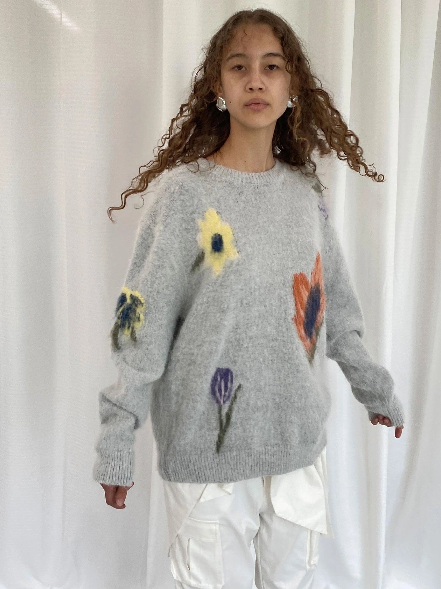 LYUOCHENG Grey Floral Knit Sweater