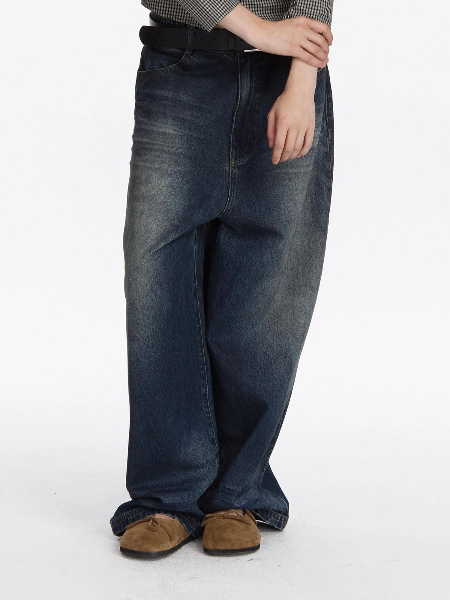 LYUOCHENG Low Rise Distressed Vintage Washed Denim Jeans
