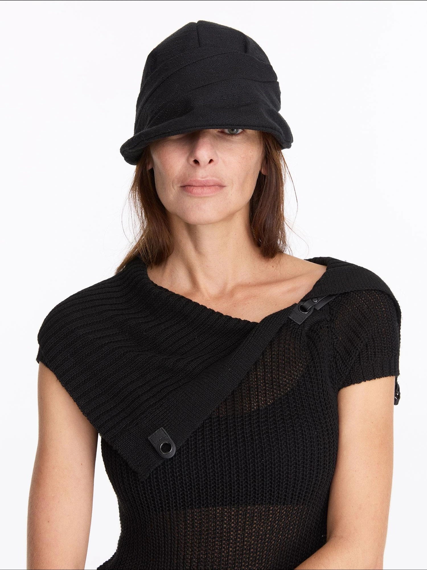 LYUOCHENG Oversized Collar Knit Top