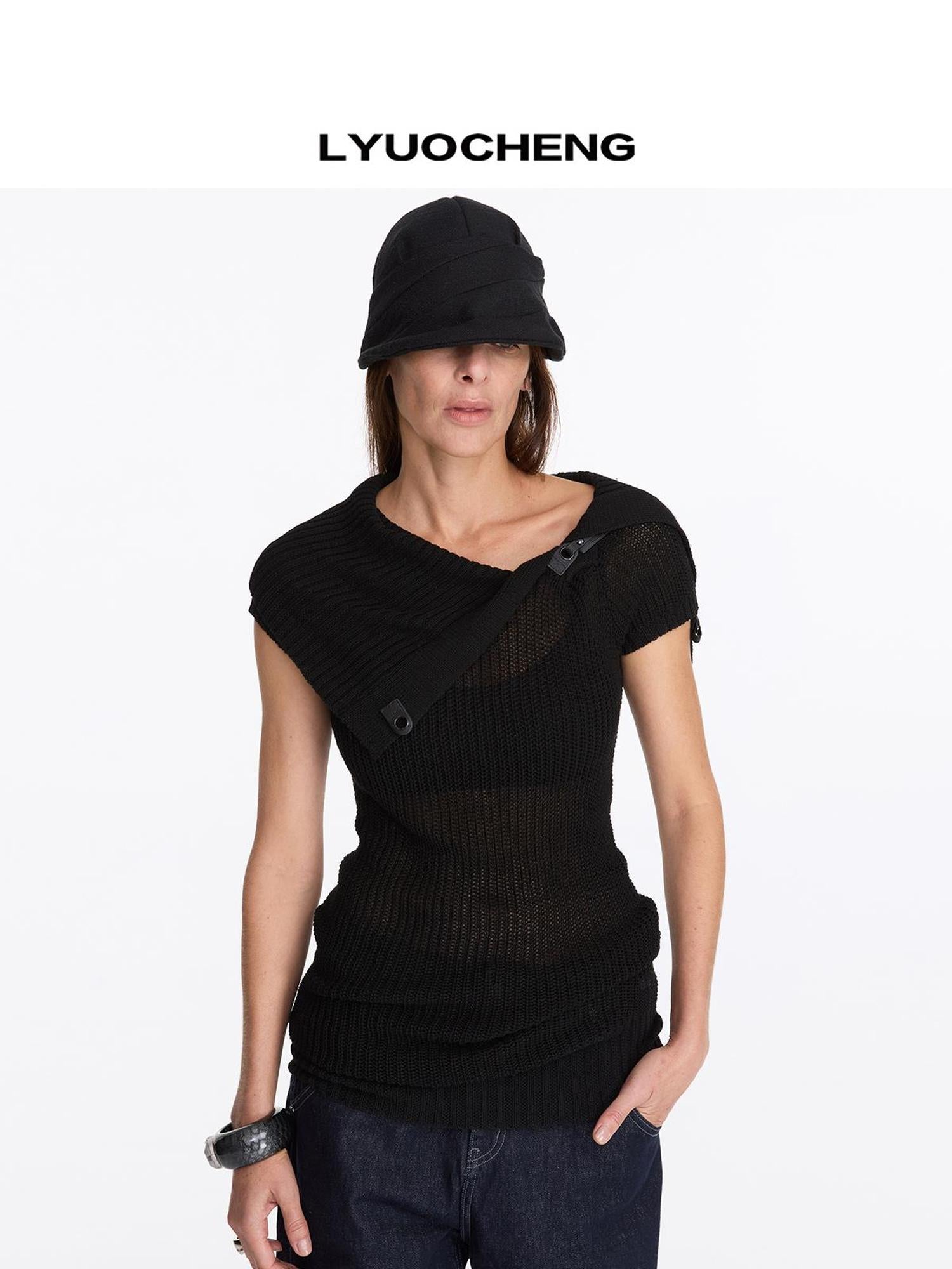 LYUOCHENG Oversized Collar Knit Top