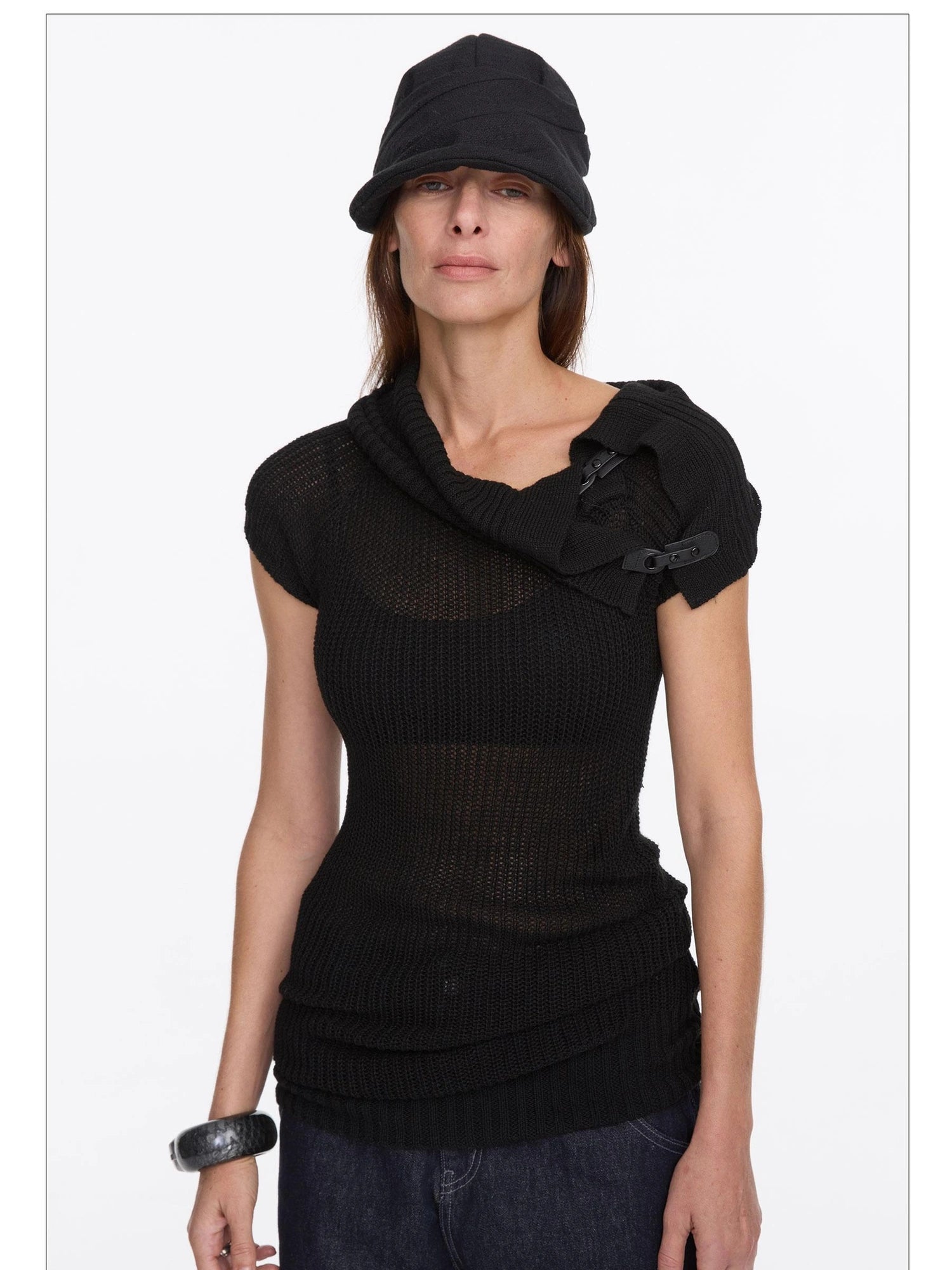 LYUOCHENG Oversized Collar Knit Top