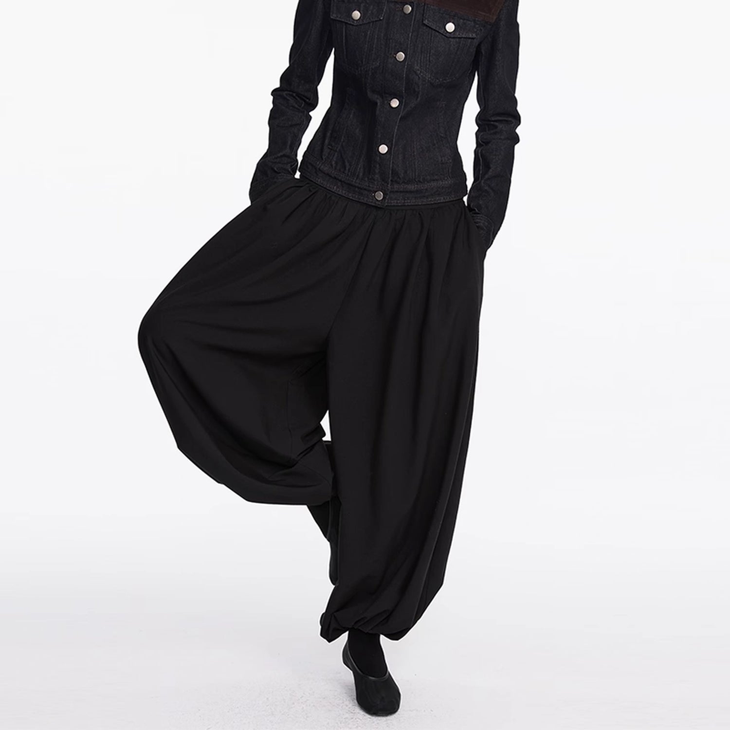 LYUOCHENG_Pleated_Balloon_Pants_MISSTT