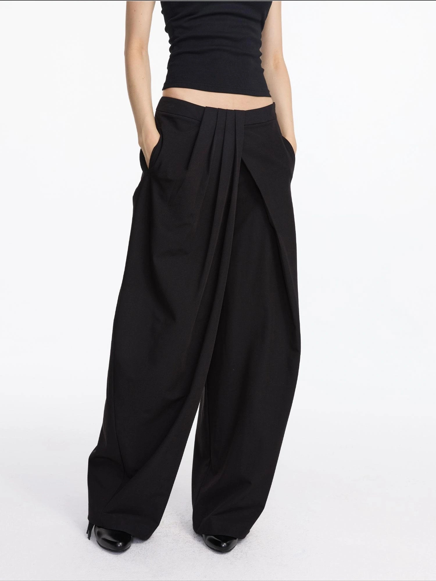 LYUOCHENG Pleated Wide Leg Trousers With Asymmetric Waist
