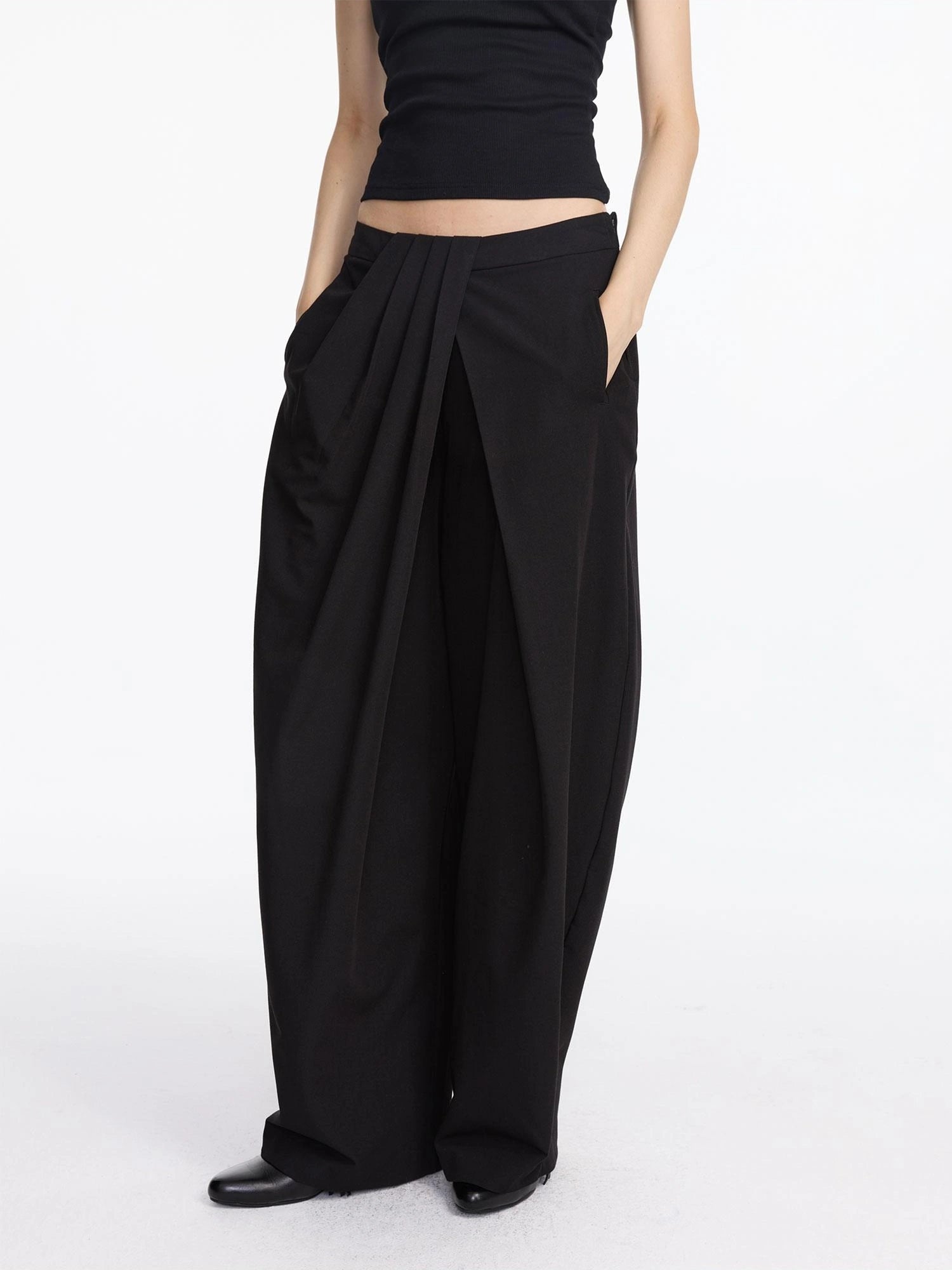LYUOCHENG Pleated Wide Leg Trousers With Asymmetric Waist