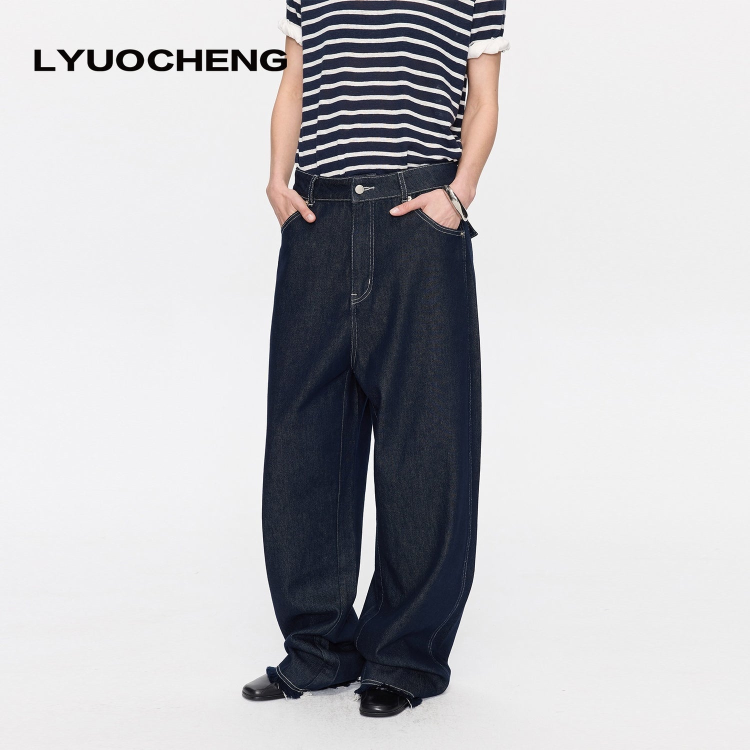 LYUOCHENG_Raw_Denim_Frayed_Hem_Low_Waist_Loose_Women&