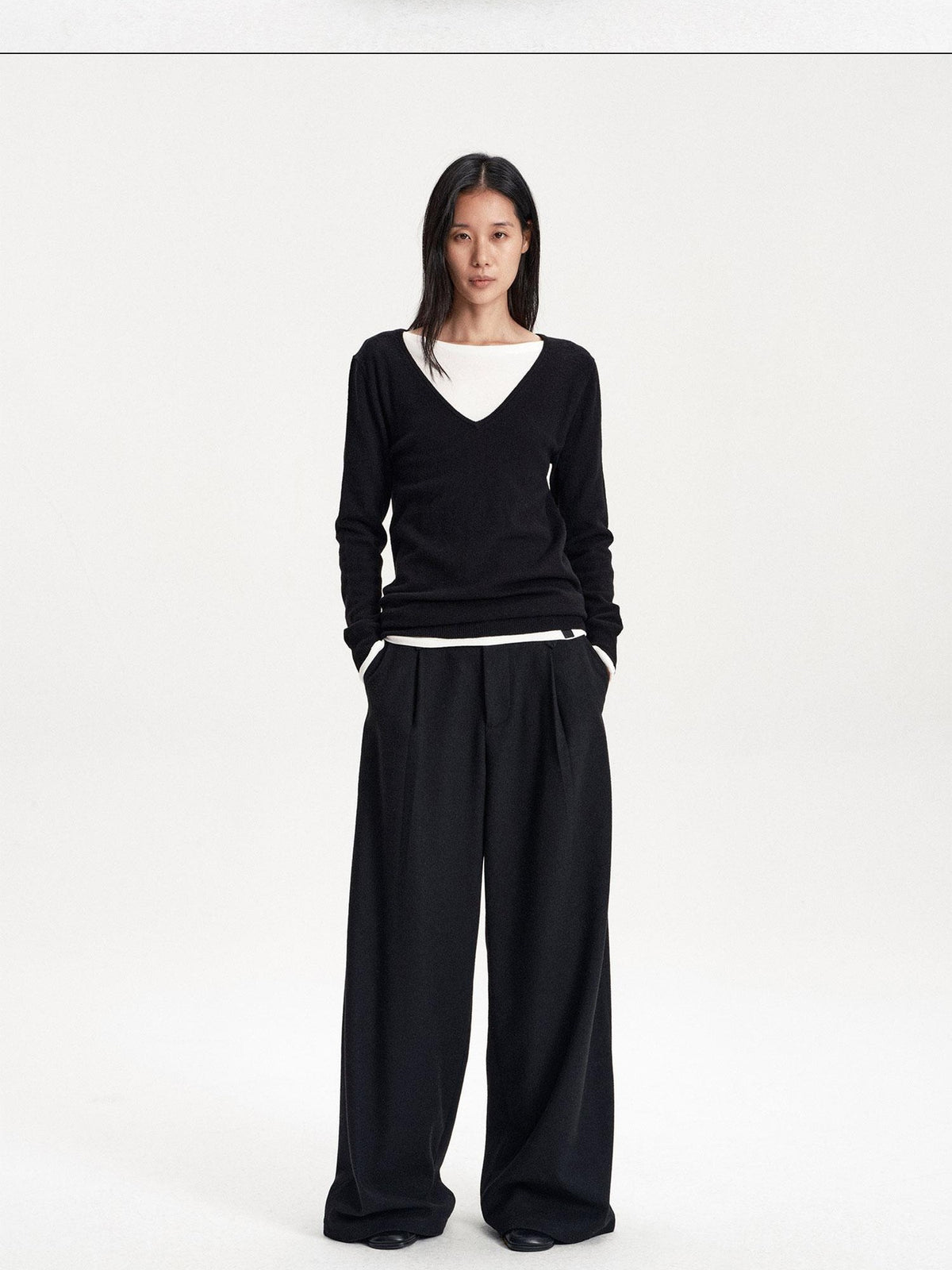 LYUOCHENG Soft Knit Solid V-neck Women&