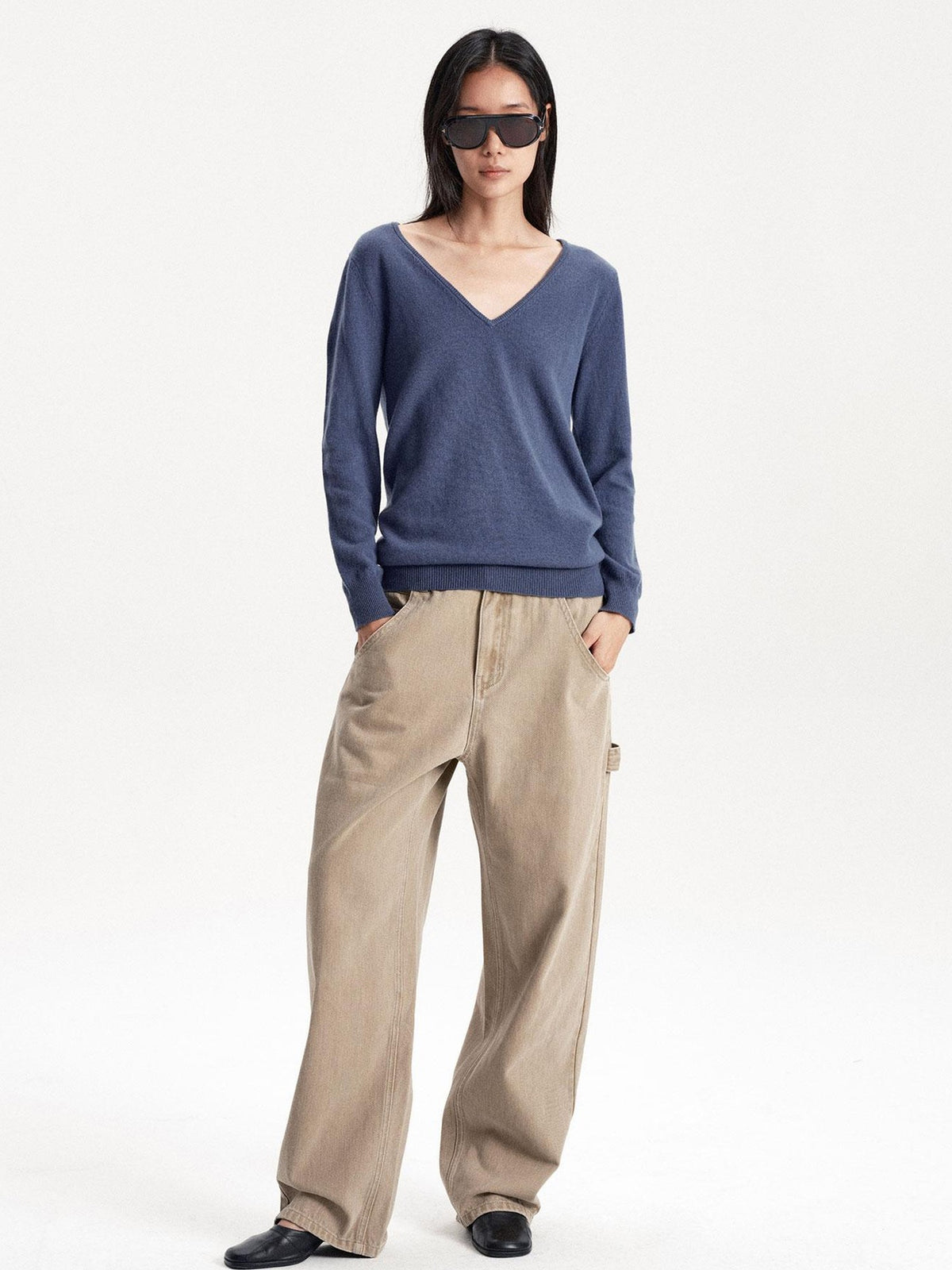 LYUOCHENG Soft Knit Solid V-neck Women&
