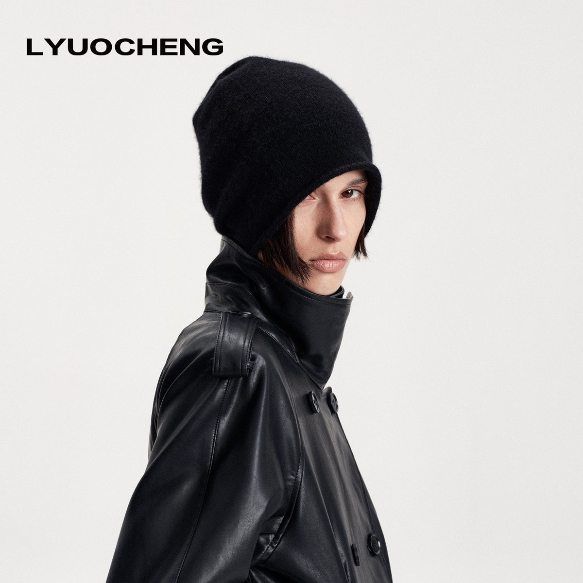 LYUOCHENG_Solid_Color_Round_Top_Cashmere_Wool_Blend_Women&