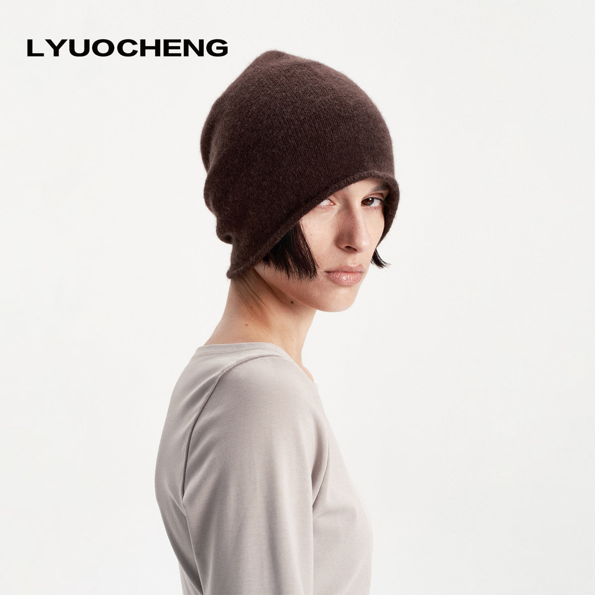 LYUOCHENG_Solid_Color_Round_Top_Cashmere_Wool_Blend_Women&