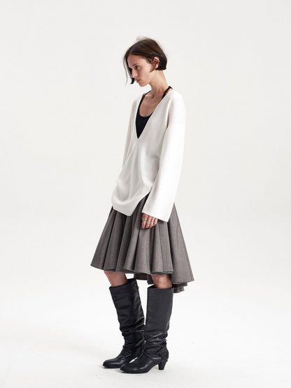 LYUOCHENG Solid Minimalist Deep V-neck Pullover Wool Blend Women&