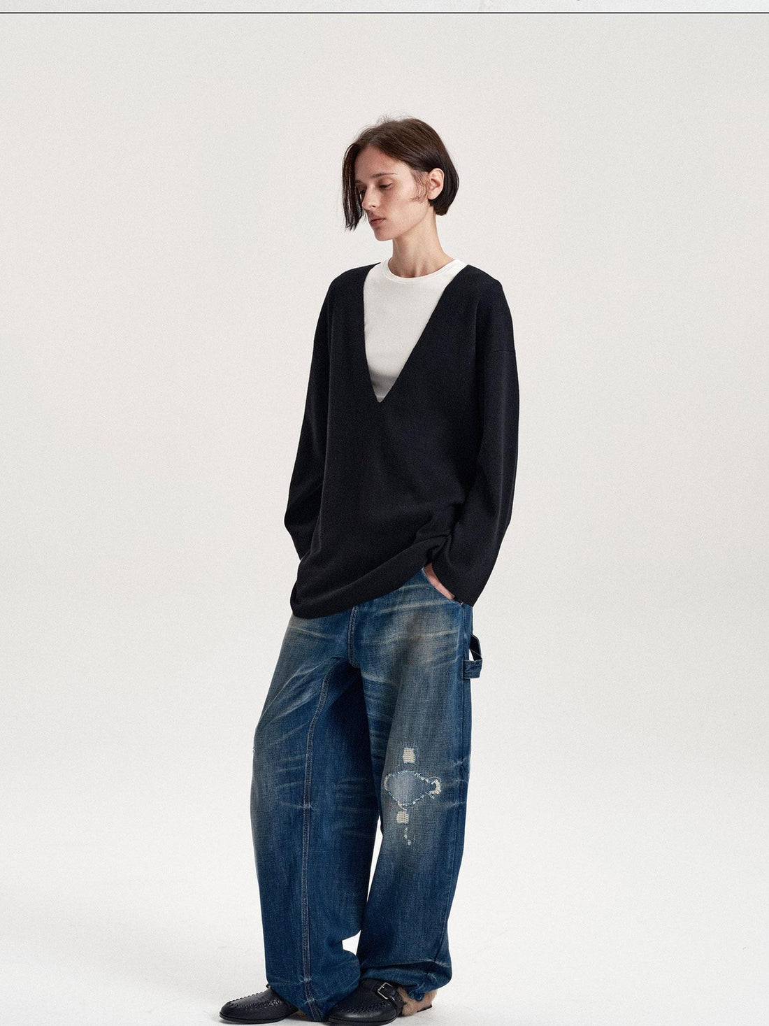 LYUOCHENG Solid Minimalist Deep V-neck Pullover Wool Blend Women&