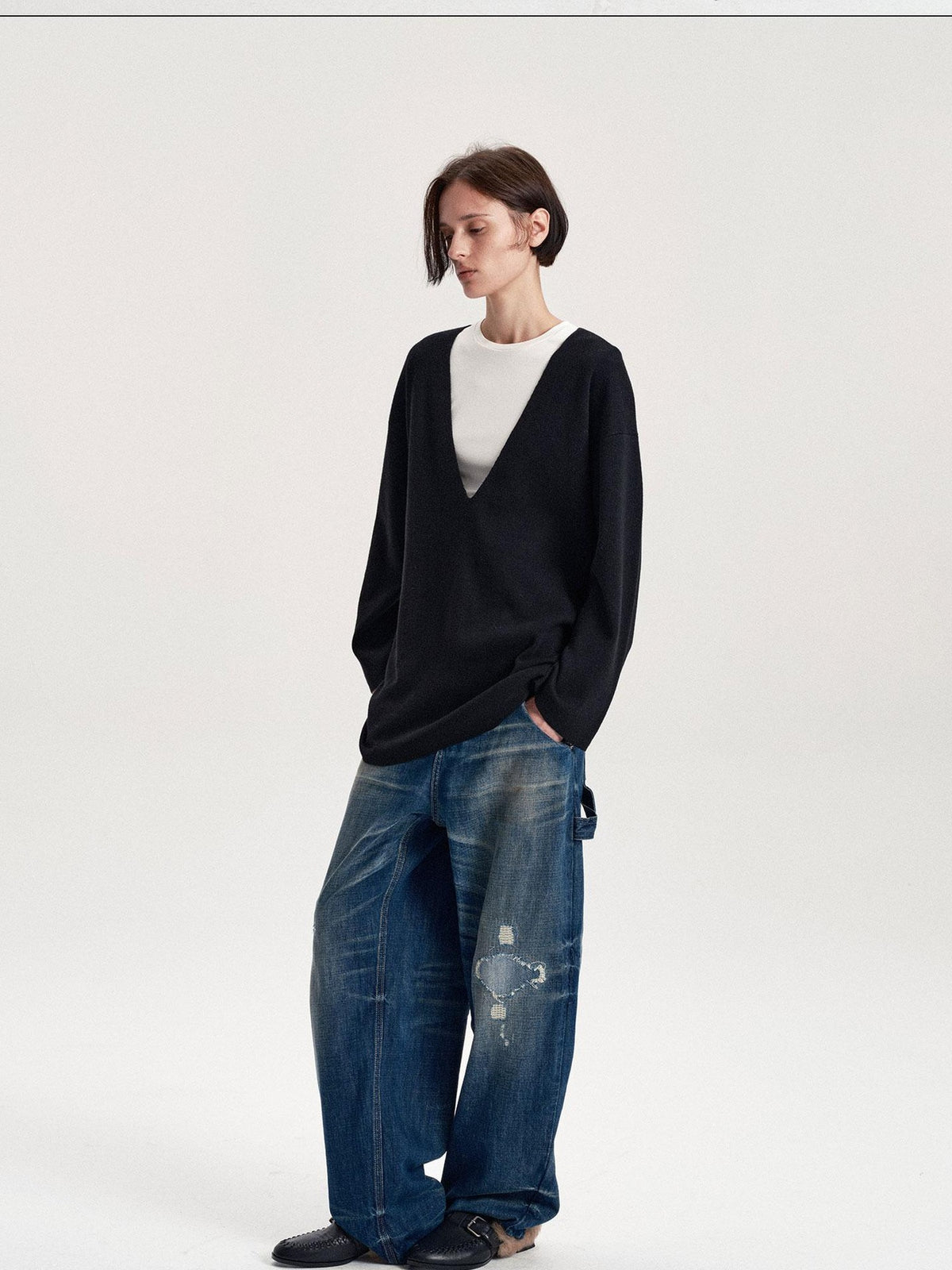LYUOCHENG Solid Minimalist Deep V-neck Pullover Wool Blend Women&