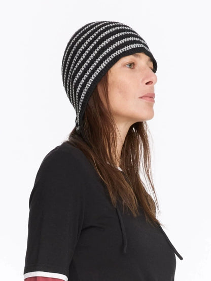LYUOCHENG Striped Knit Beanie With Detachable Floral Accent