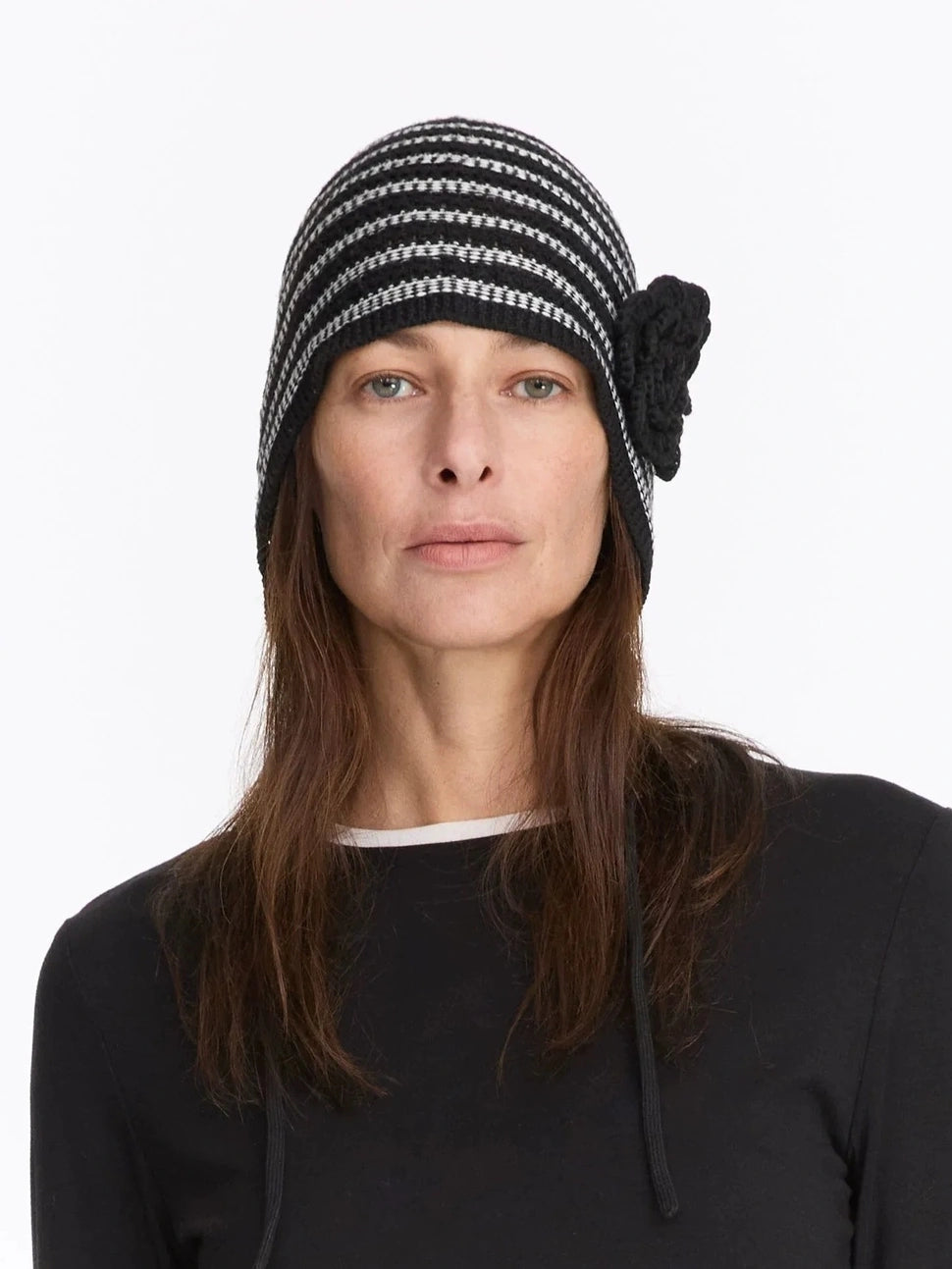 LYUOCHENG Striped Knit Beanie With Detachable Floral Accent