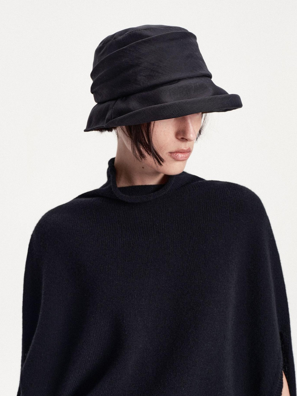 LYUOCHENG Textured Pleated Wide Brim Bucket Women&