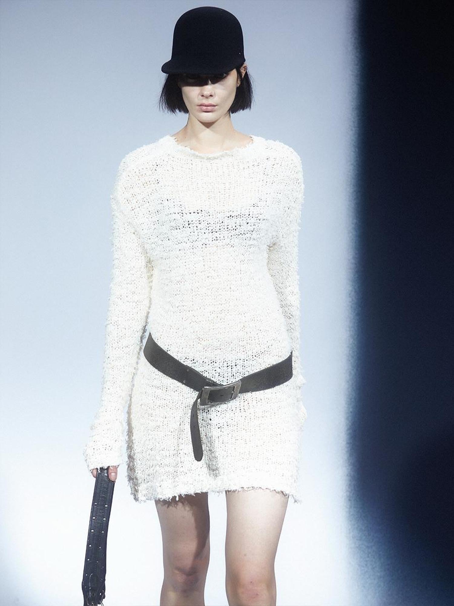 LYUOCHENG Two Tone Raw Edge Mesh Knit Top