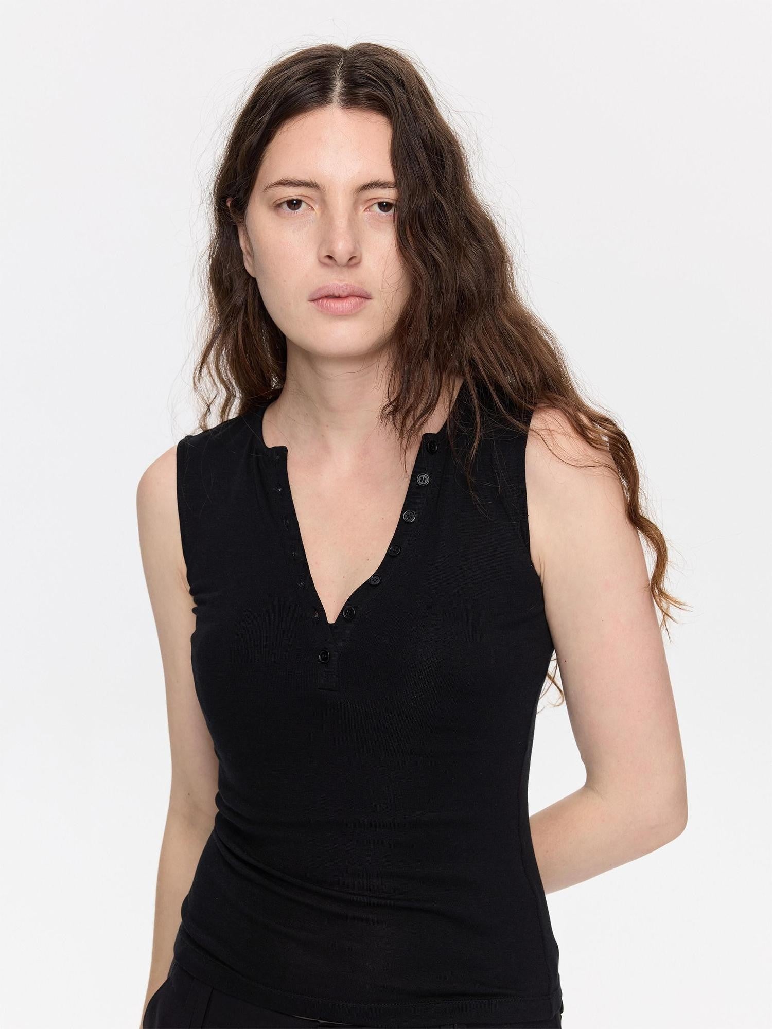 LYUOCHENG V-neck Buttons Racerback Slim Plain Knit Women&