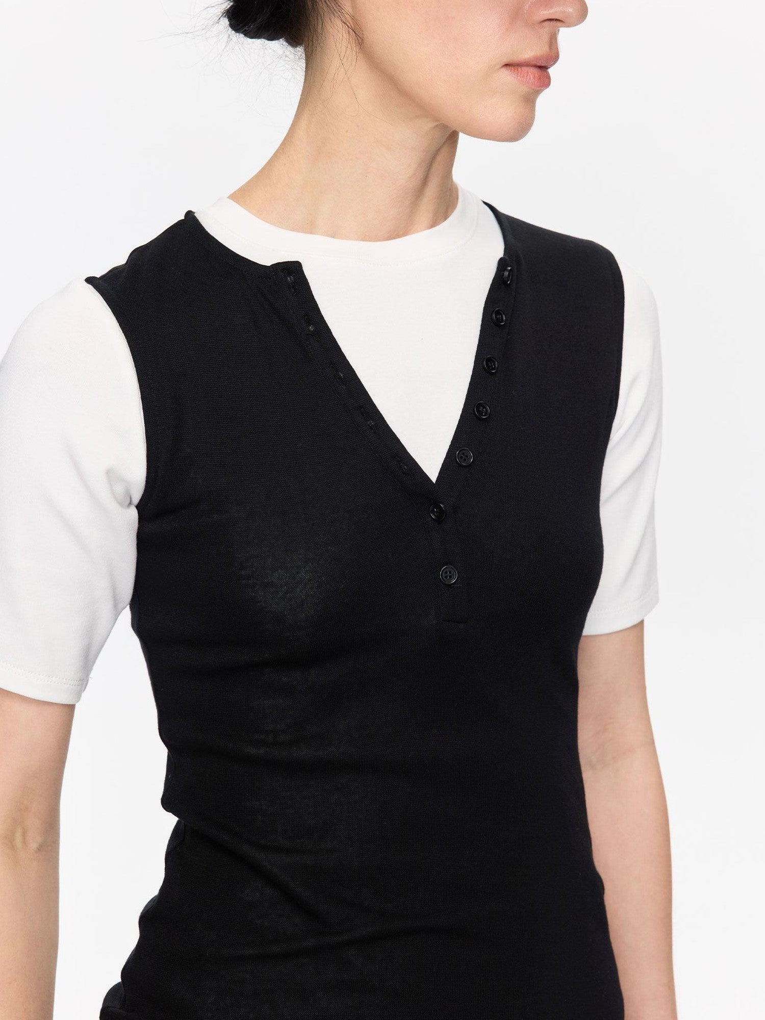 LYUOCHENG V-neck Buttons Racerback Slim Plain Knit Women&