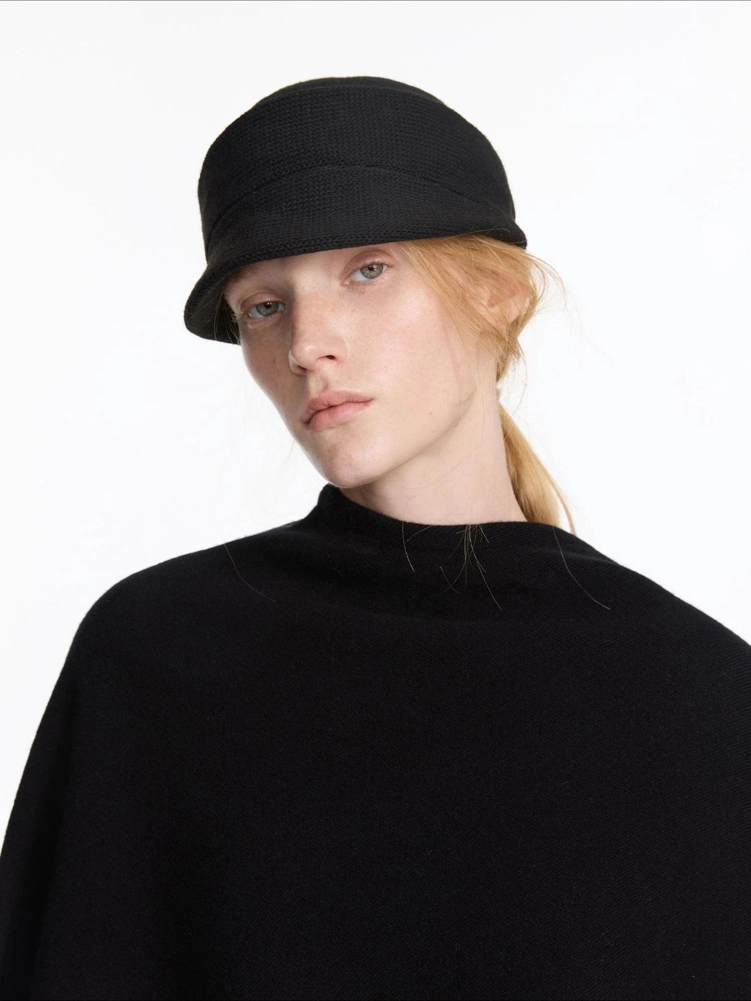 Vintage Autumn Knit Cloche Hat With Short Brim