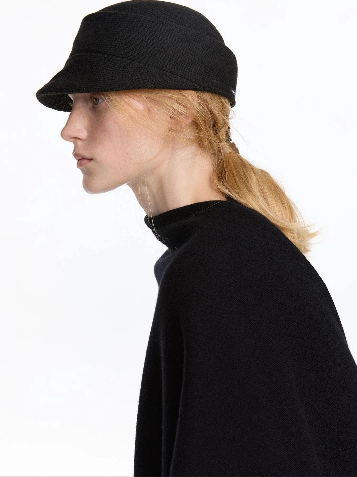 Vintage Autumn Knit Cloche Hat With Short Brim