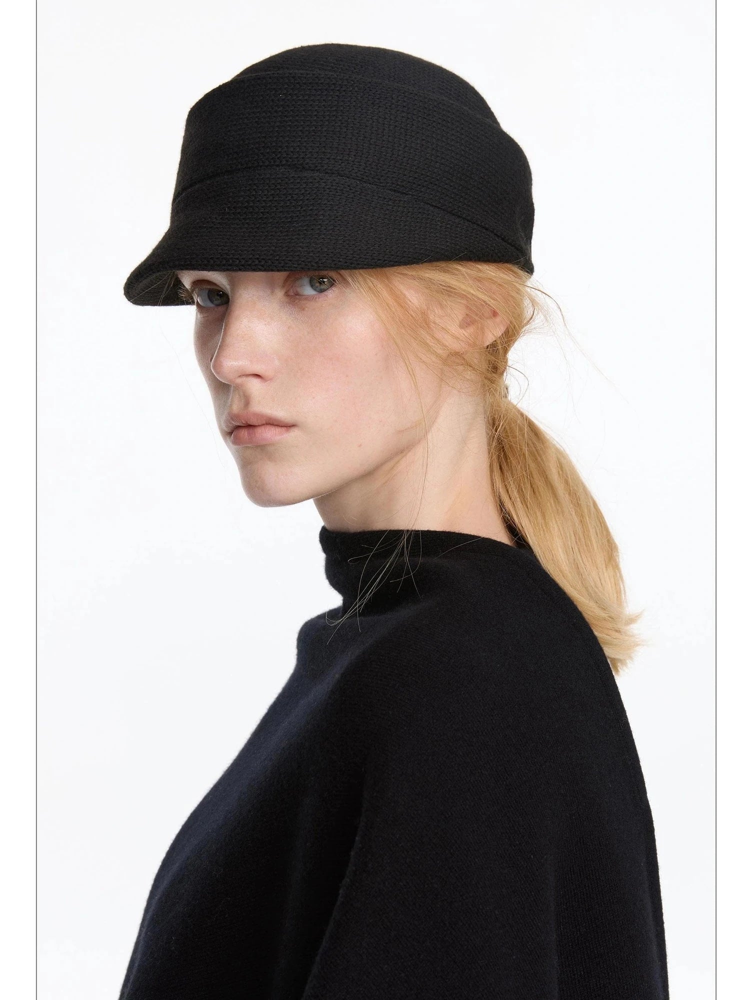 Vintage Autumn Knit Cloche Hat With Short Brim