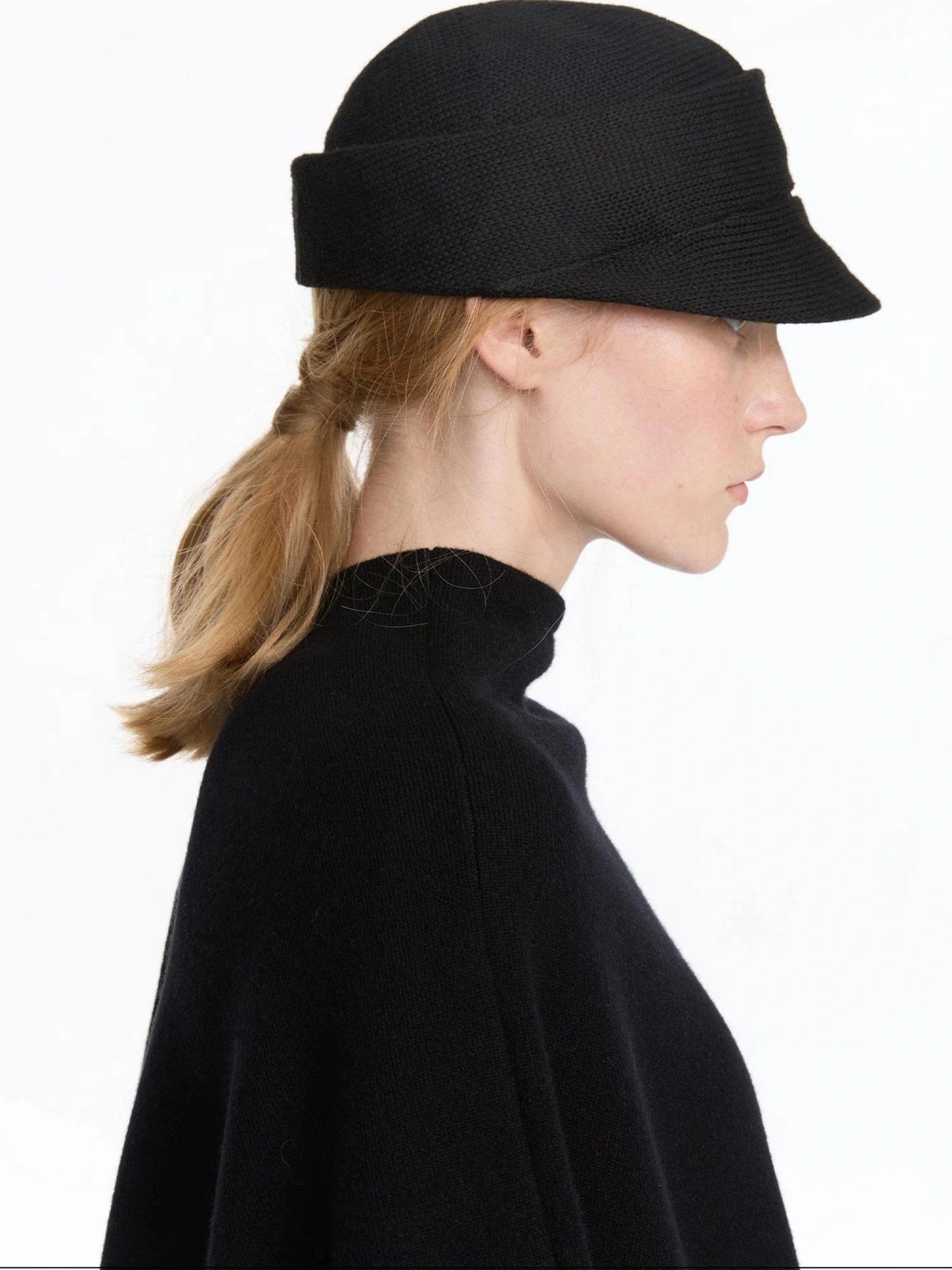 Vintage Autumn Knit Cloche Hat With Short Brim