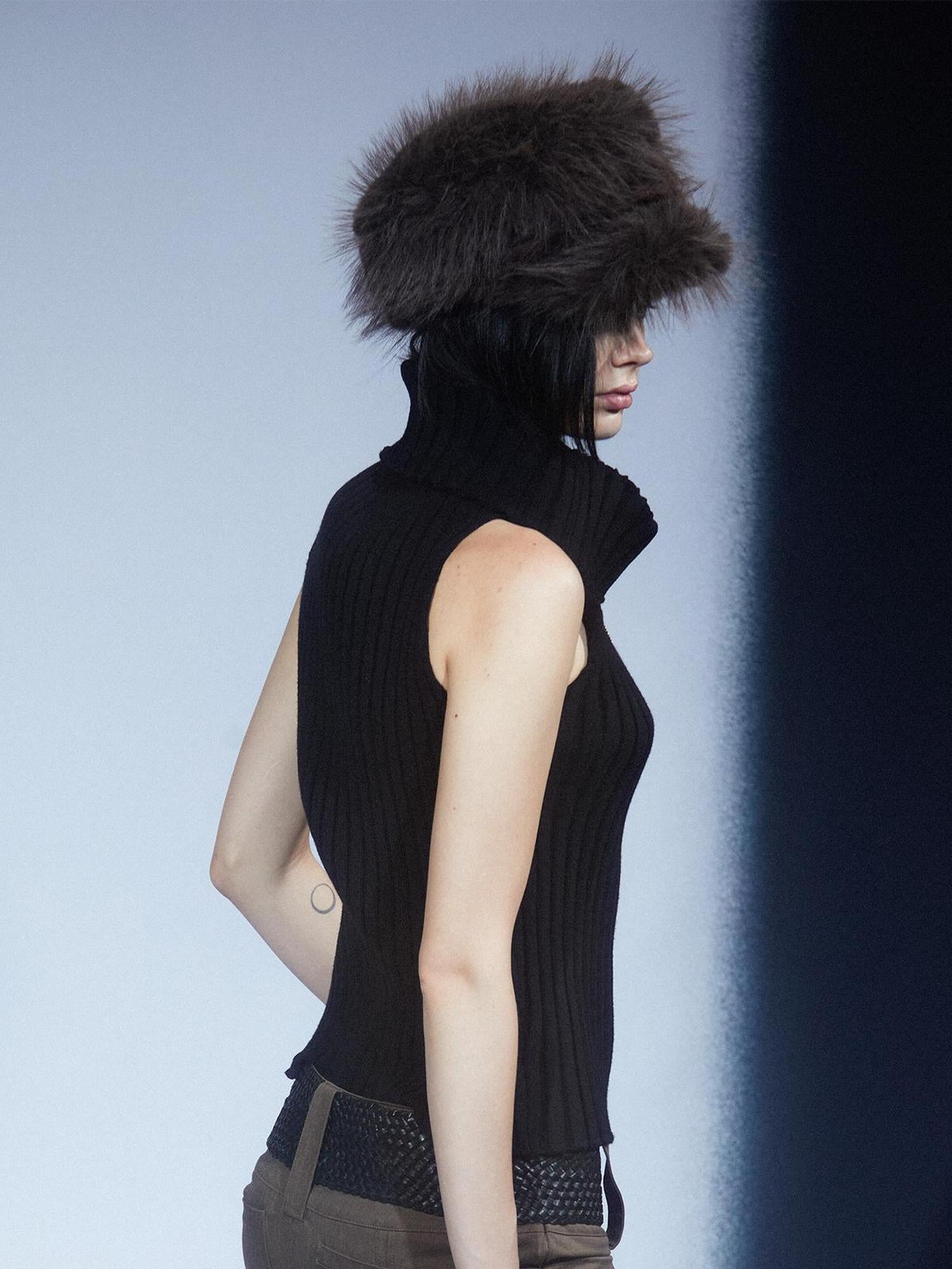 LYUOCHENG Vintage Eco Faux Fur Beret In Mocha