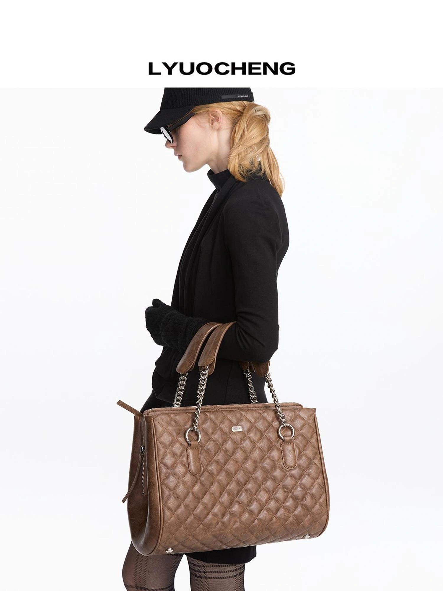 LYUOCHENG Vintage Quilted Tote Bag In Brown