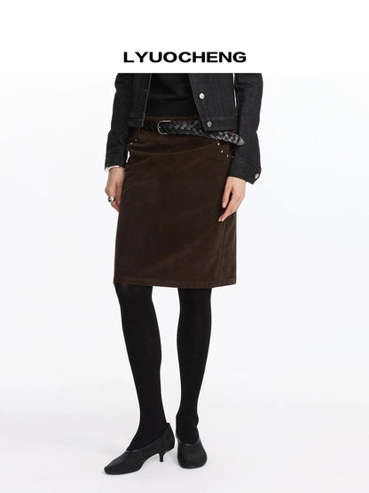 LYUOCHENG Vintage Suede Straight Denim Skirt With Rivets