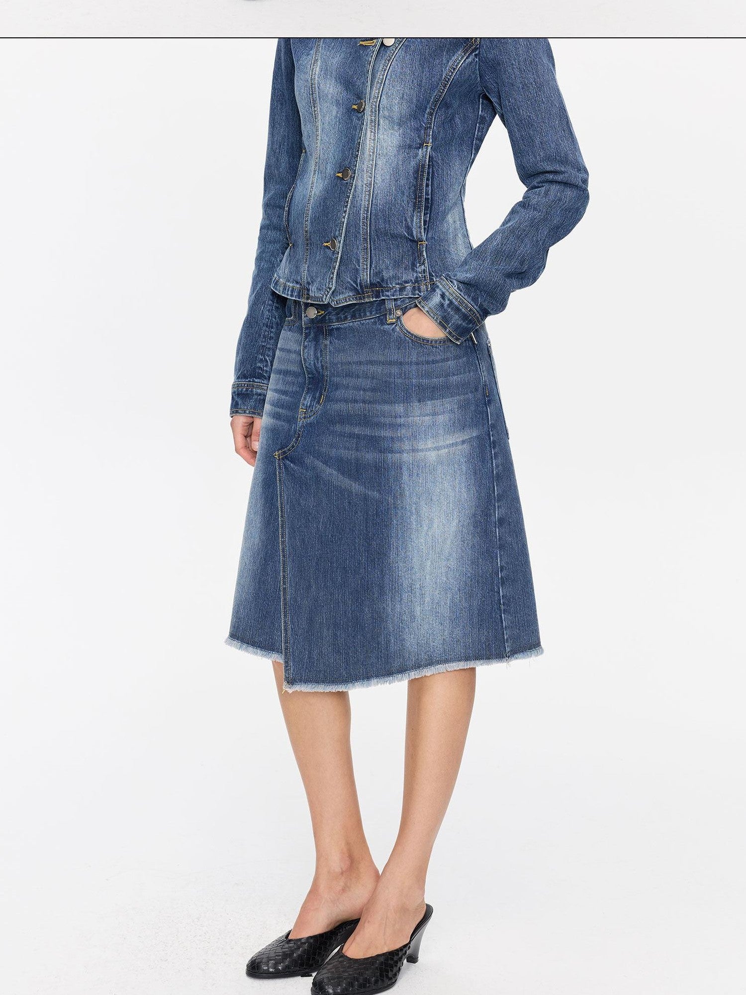 LYUOCHENG Washed Slub Asymmetrical Low Rise Women&