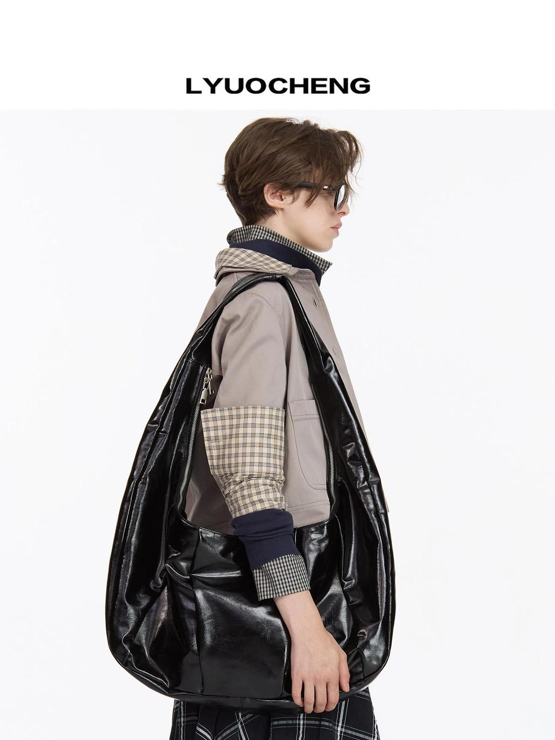 LYUOCHENG Waxy Leather Crescent Shoulder Bag