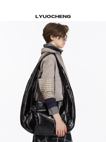 LYUOCHENG Waxy Leather Crescent Shoulder Bag