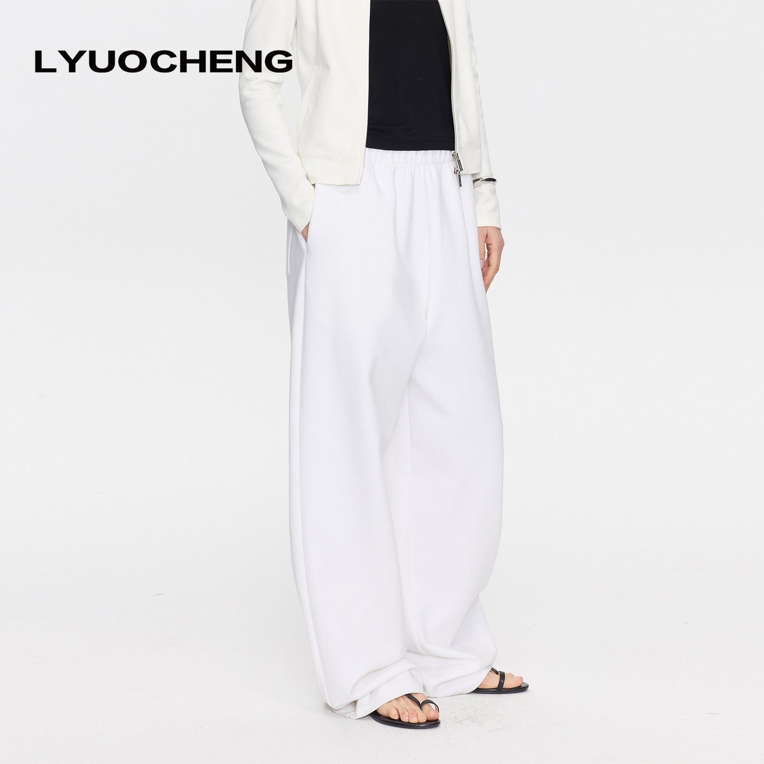 LYUOCHENG_White_Airy_Casual_Straight_Hem_Women&