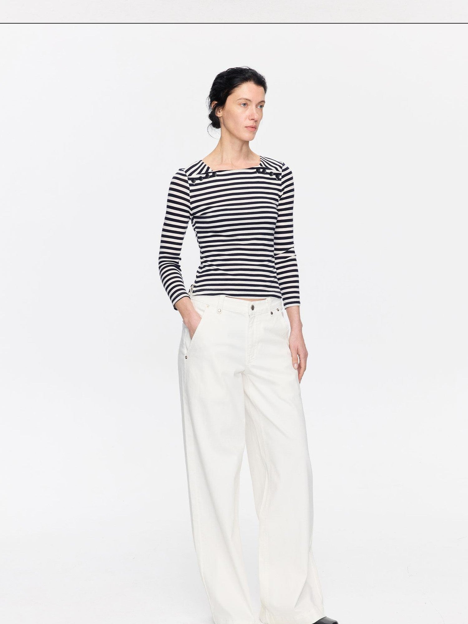 LYUOCHENG White Slight Flare Natural Waist Stretch Women&