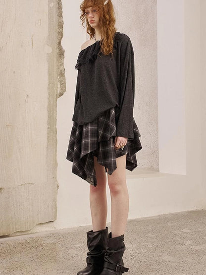 Lace Paneled Ruffle Knit Top