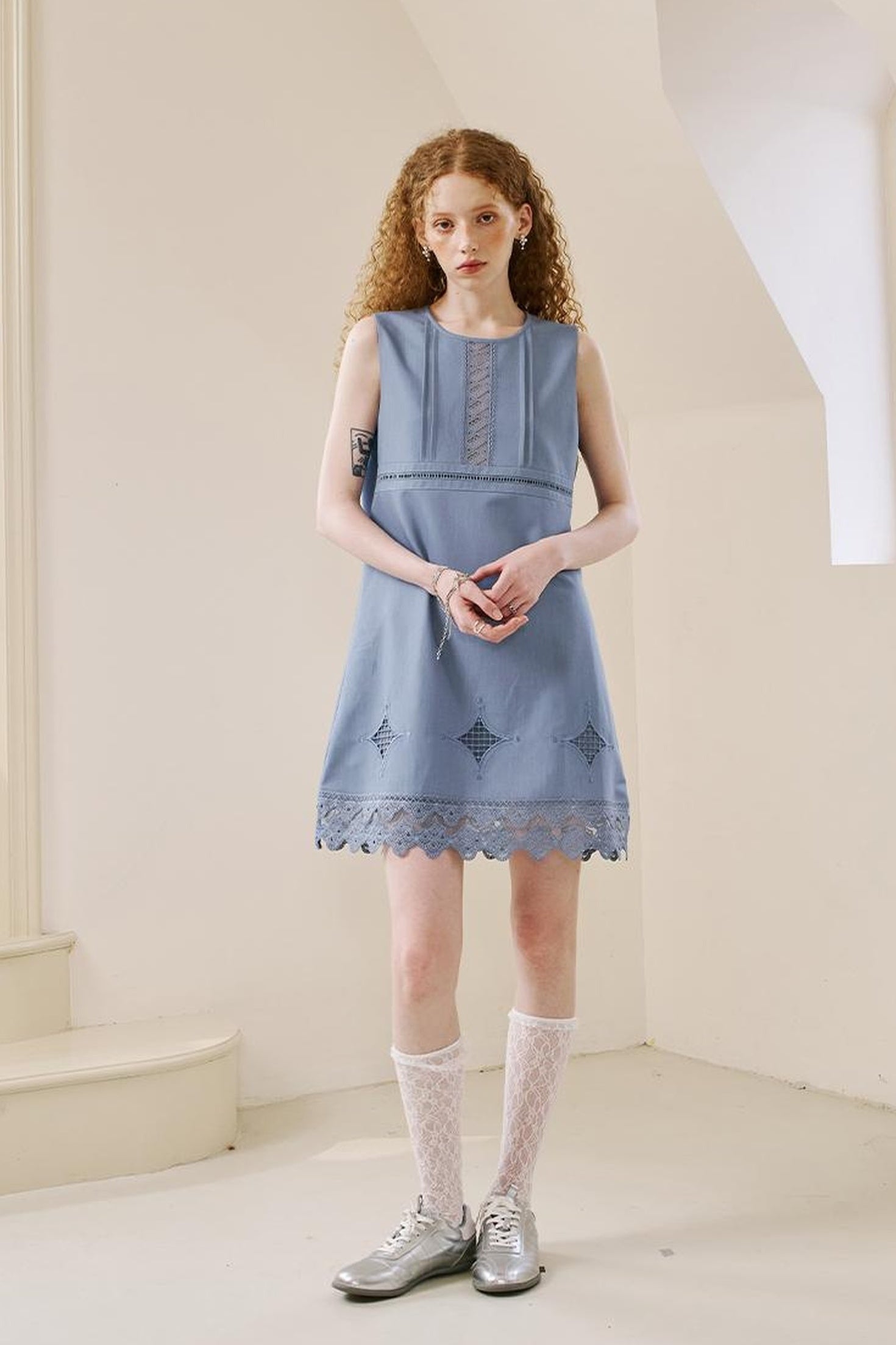 DIDDI MODA Lace Star Cutout Dress