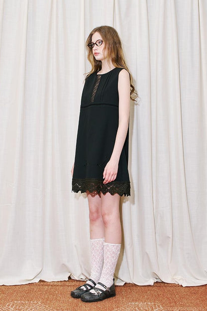 DIDDI MODA Lace Star Cutout Dress