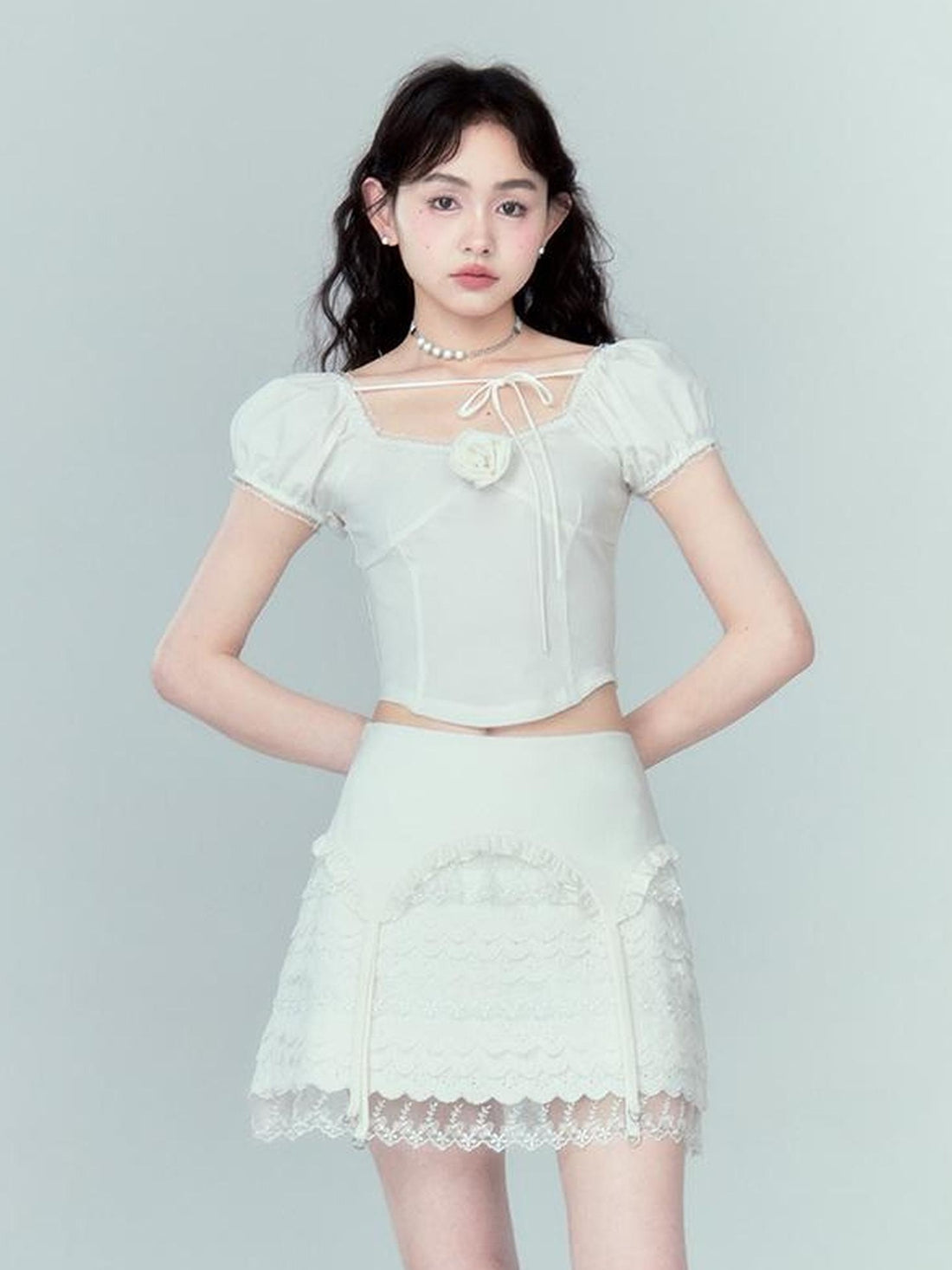 DIDDI MODA Lace Tiered Pure White Mini Skirt