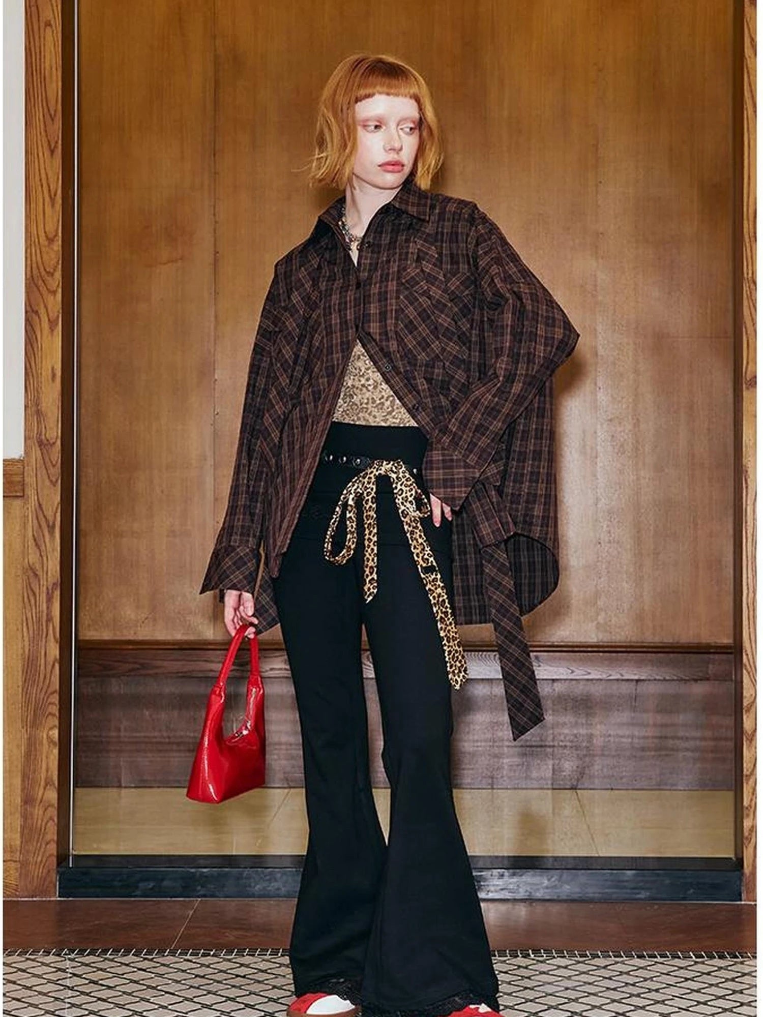 Lace Trimmed Embroidered Knit Flared Pants With Layered Design