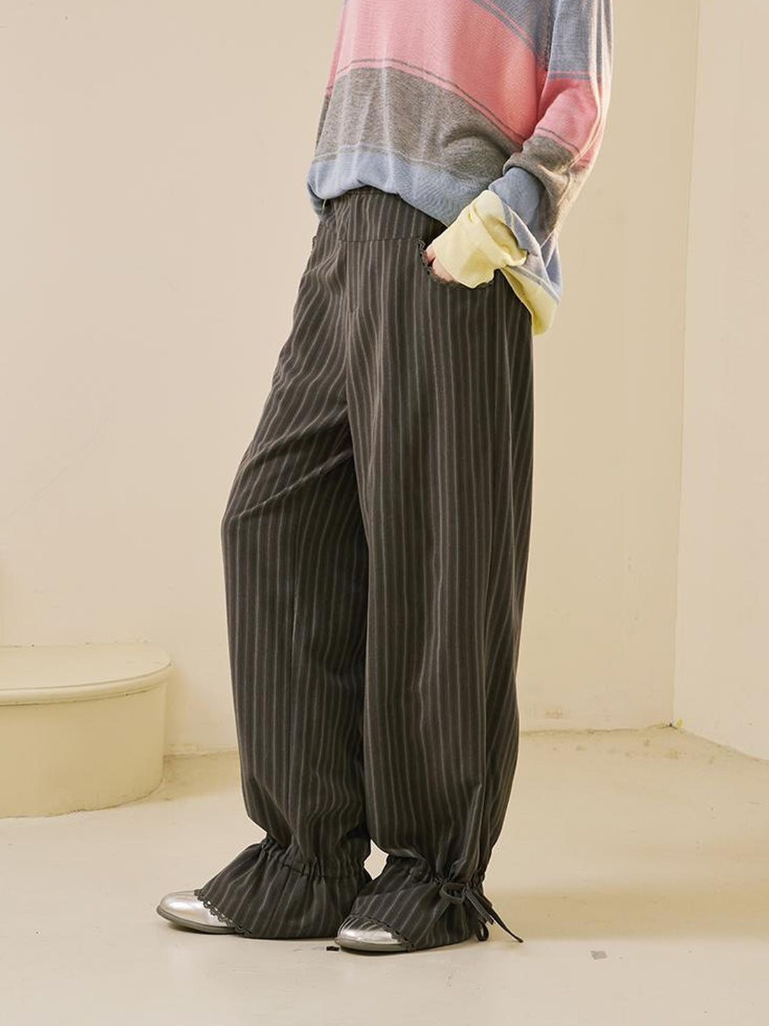 DIDDI MODA Lace Trimmed Flowy Straight Leg Trousers