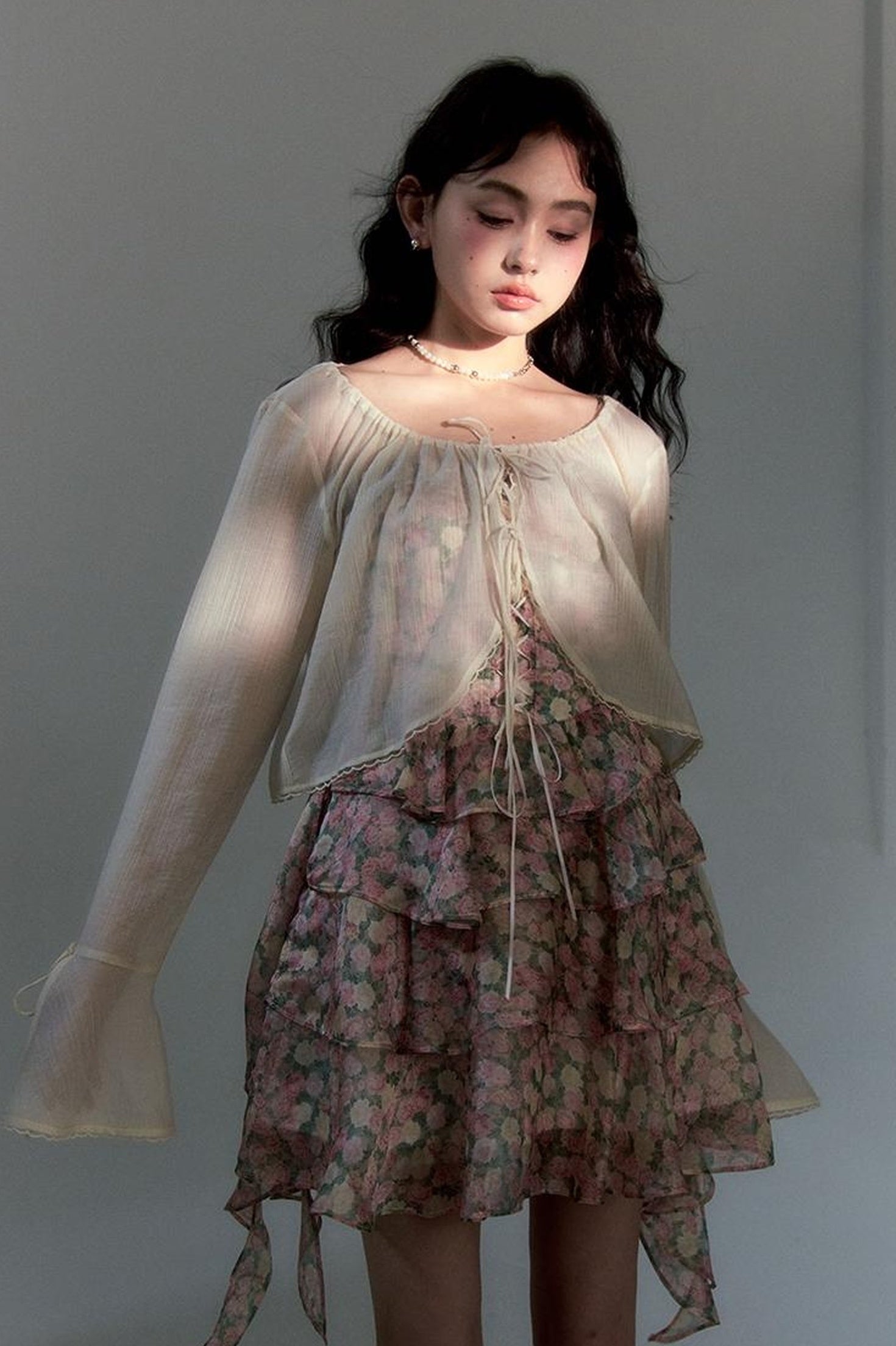 DIDDI MODA Lacy Shell Embroidered Blue Sunshield Cardigan