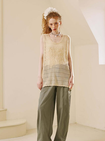 DIDDI MODA Laser Cut Floral Embroidered Curve Jeans