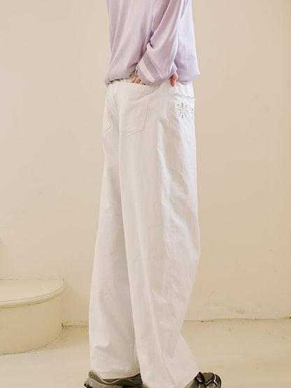 DIDDI MODA Laser Cut Floral Embroidered Curve Jeans