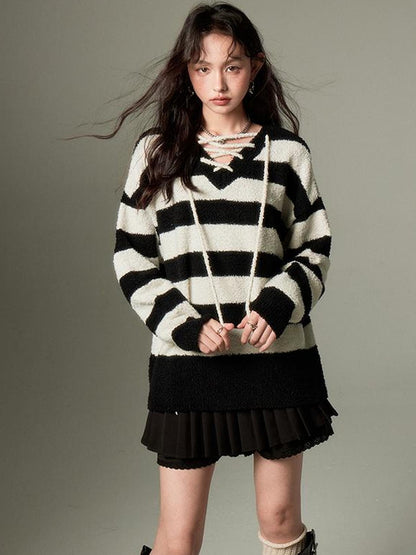 DIDDI MODA Lazy V Striped Knit Tie Front Sweater