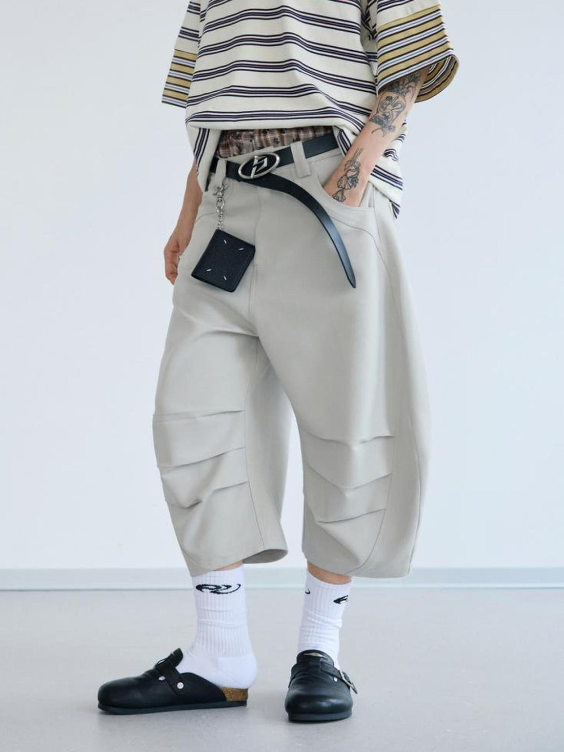 Peoplesense Loose Scimitar Cargo Pants Beige Polyester 3D Embroidery