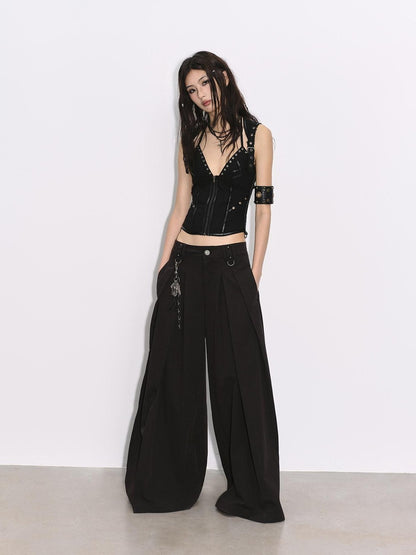 Low pixel Black Pressed Pleats Low Waist Studs Women&