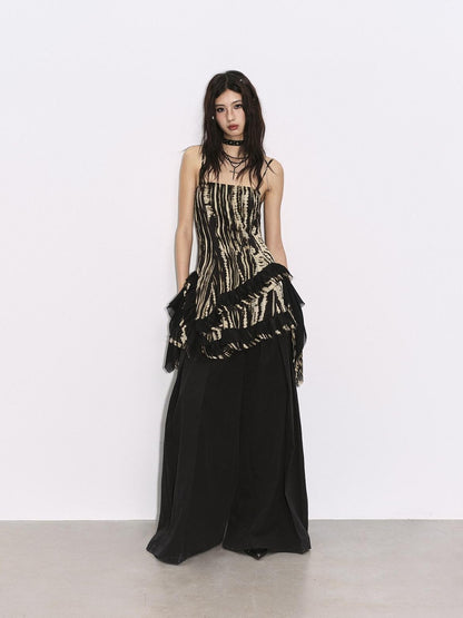 Low pixel Black Pressed Pleats Low Waist Studs Women&