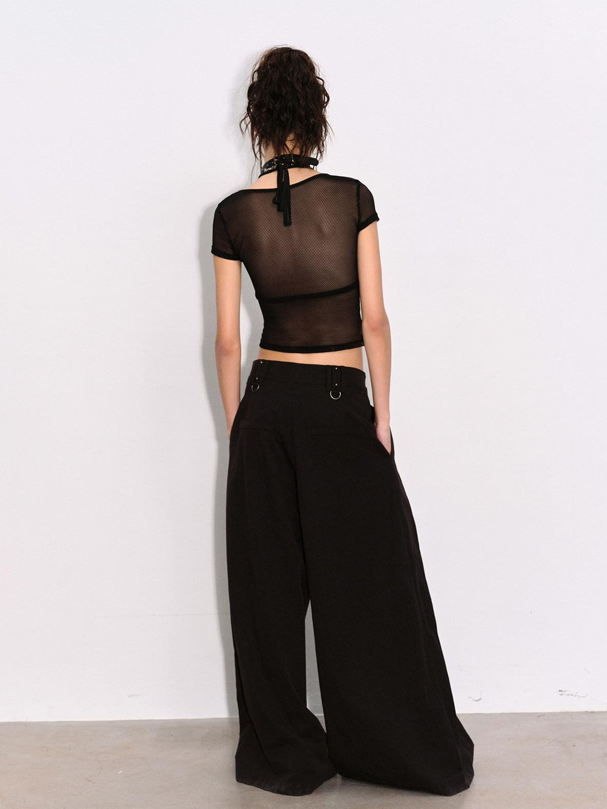 Low pixel Black Pressed Pleats Low Waist Studs Women&