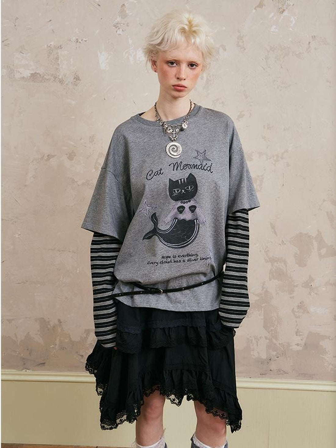 DIDDI MODA Mermaid Cat Oversized Layered Tee With Stripe Sleeves