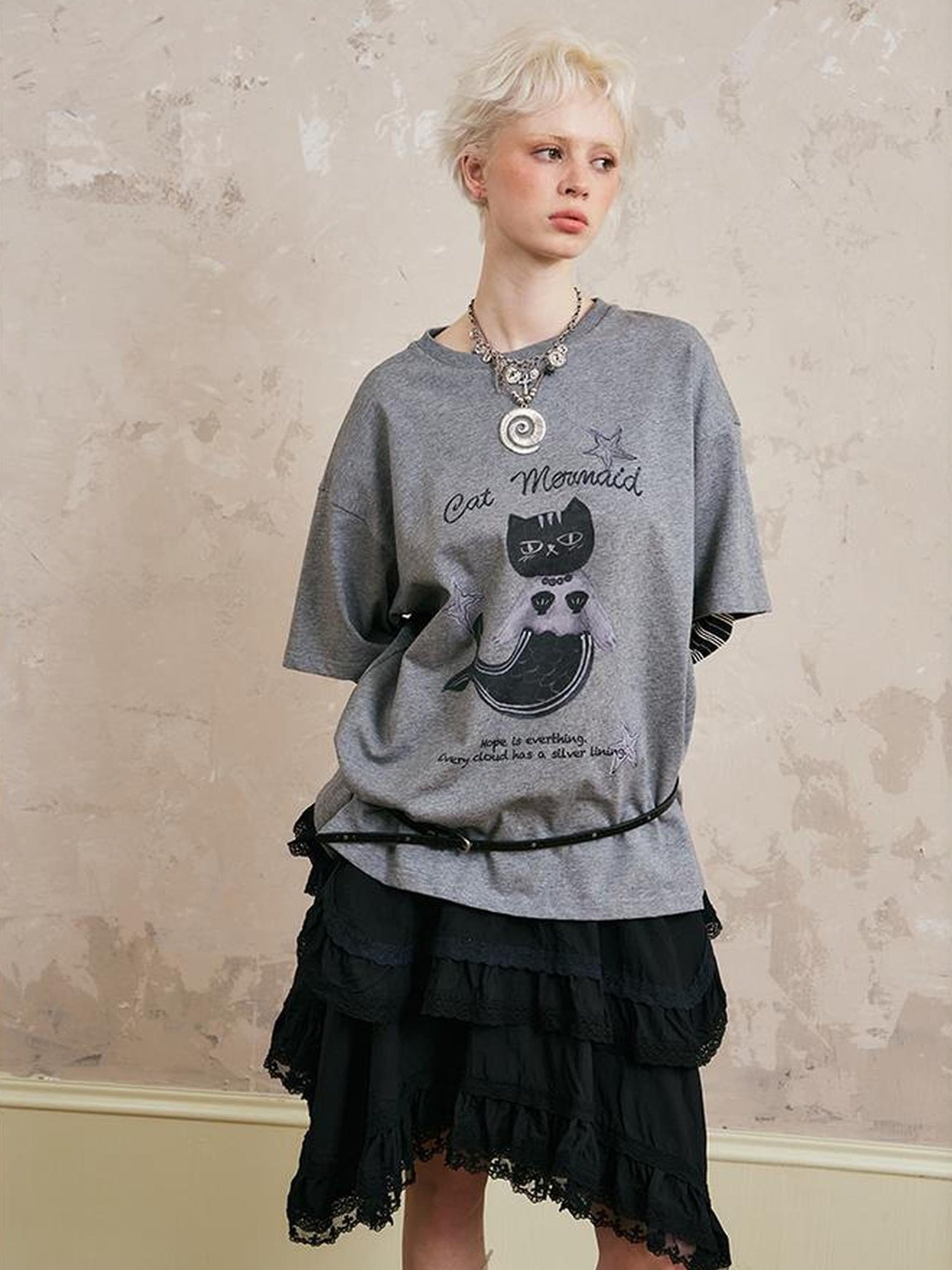 DIDDI MODA Mermaid Cat Oversized Layered Tee With Stripe Sleeves